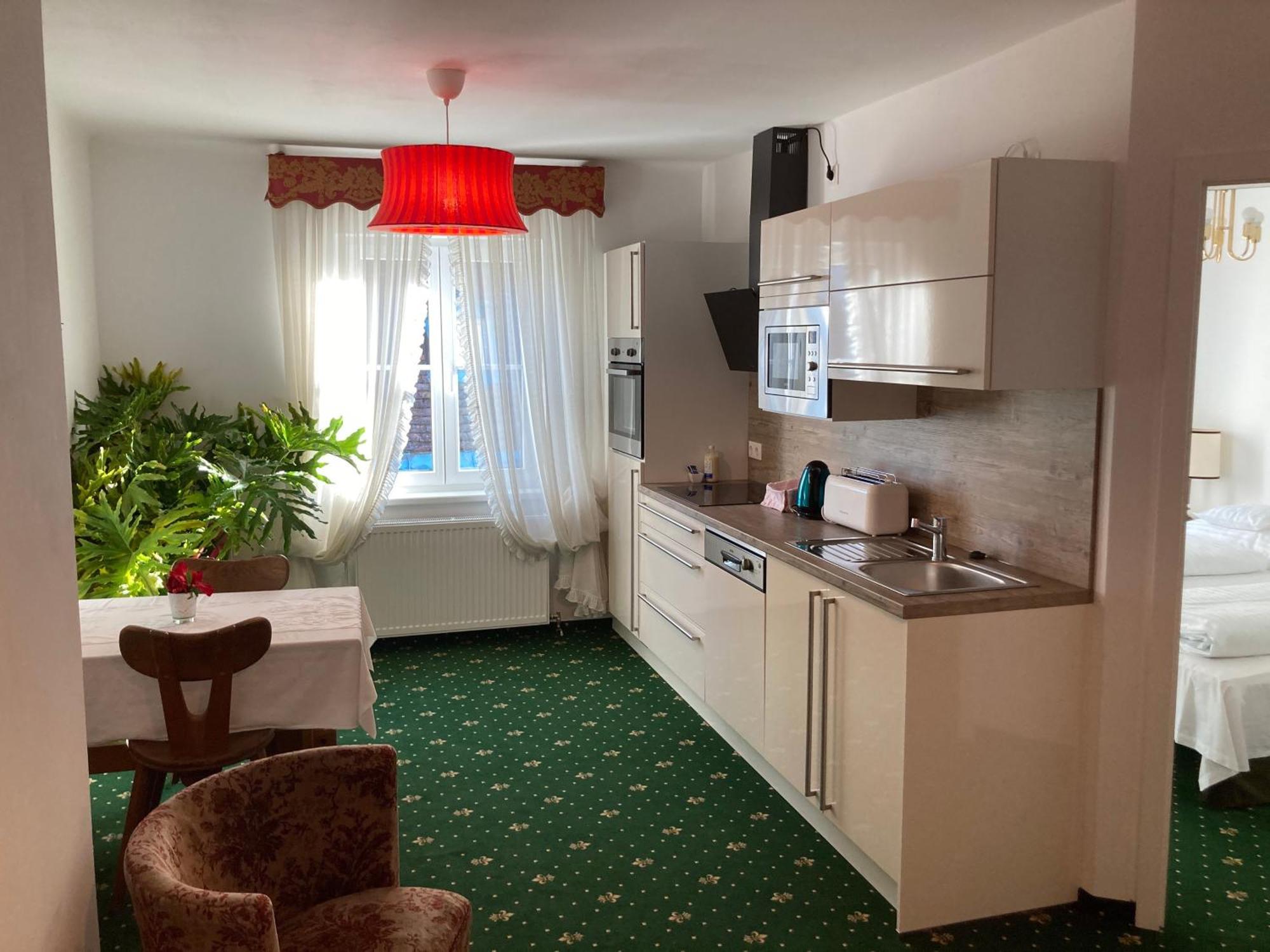 Pension Margit Баден Экстерьер фото
