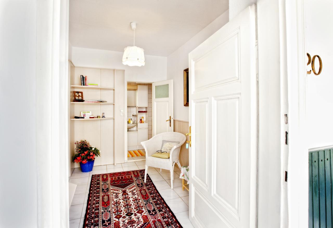 Pension Margit Баден Экстерьер фото