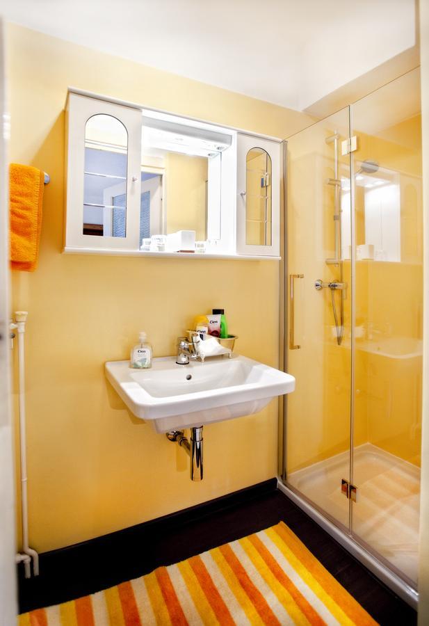 Pension Margit Баден Экстерьер фото